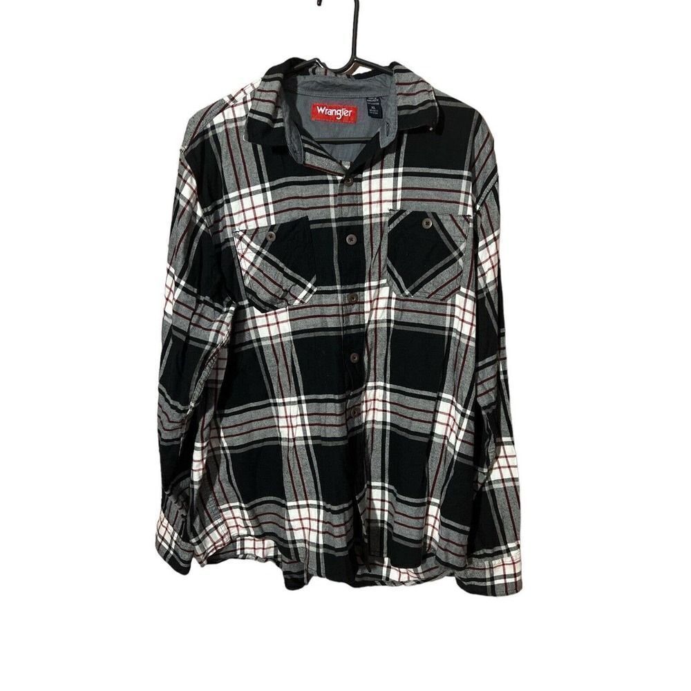 Wrangler Black White Red Plaid Button Down